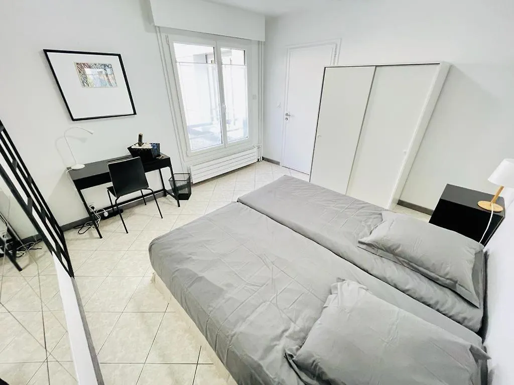Flatshare Colocation 1 Close To Geneva Saint-Genis-Pouilly France